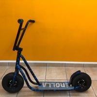 Rolla Monopattino Ruote Grandi marca Rocker