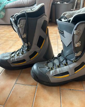 Set Snowboard attacchi piu scarponi