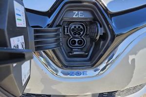 Renault  zoe  110 
