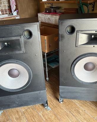 Jbl 3677