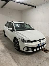 Golf 8 variant 2.0 TDI DSG 150 CV