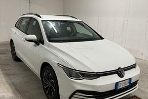 Golf 8 variant 2.0 TDI DSG 150 CV