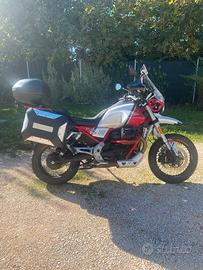 Moto Guzzi V85 TT - 2020