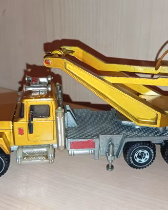 Modellino carro attrezzi - anni 80