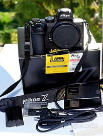 Nikon Z5 Mirrorless - Solo 3.500 Scatti solo corpo