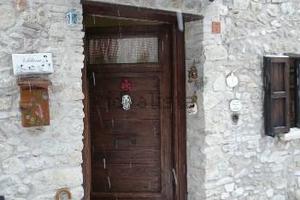 Collalto Sabino casa indipendente 3 livelli