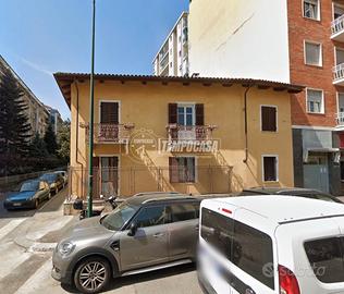 QUADRILOCALE CON DOPPIA CANTINA E POSTO AUTO!!
