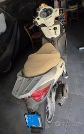 Scooter Malaguti Centro 50cc 4T