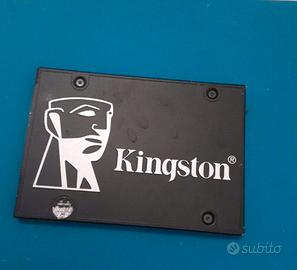 4 SSD SATA 2.5" ALTA CAPACITÀ