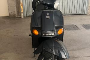 Vespa Bajaj Chetak Classic SL ILLIBATA 5000 km