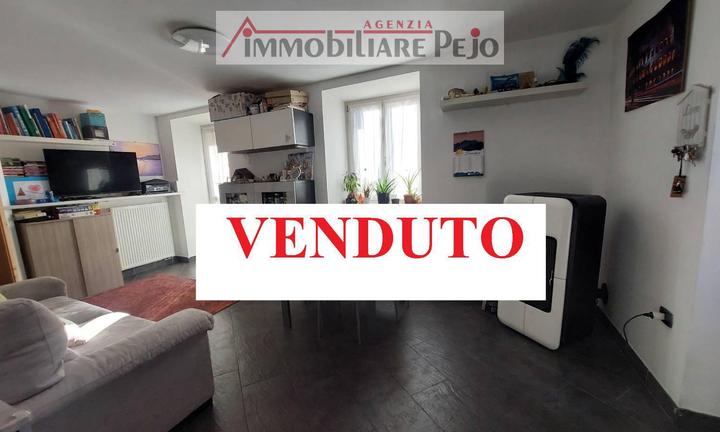 I PREZZI CALANO! TRILOCALE CON TERRAZZA PRIVATA E