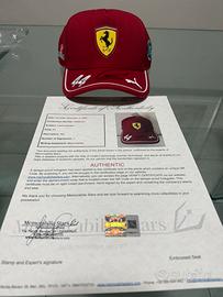 Cappello Hamilton Ferrari 2025