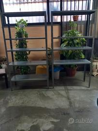 scaffali a incastro 