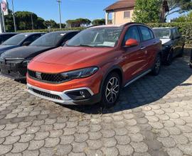 FIAT Tipo 1.5 Hybrid DCT 5 porte Cross