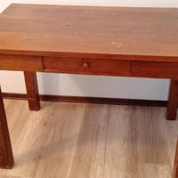 Tavolo rustico in castagno