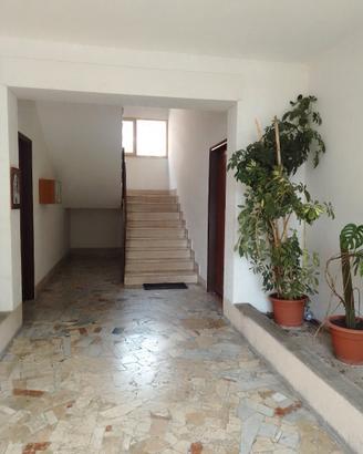 Appartamento in zona riservata, via Bellini 25