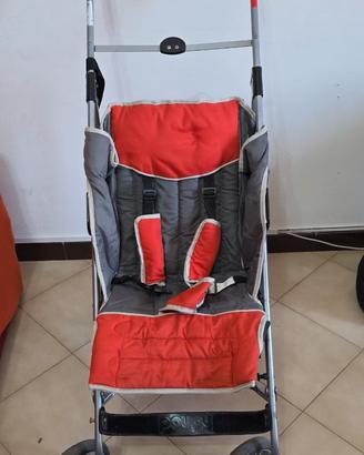 Passeggino leggero chiusura a ombrello