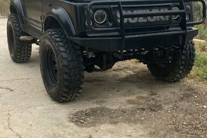 Suzuki samurai