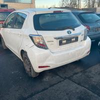 TOYOTA YARIS 2015 PER RICAMBI