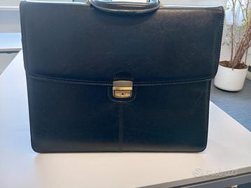 Borsa 24  ore in pelle