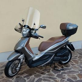 Piaggio Beverly 300 - Full Accessoriato