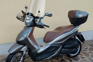 Piaggio Beverly 300 - Full Accessoriato