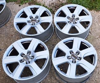 Cechi in lega Audi R17 - R 17