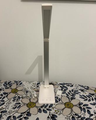 Lampada led con dimmer e temperatura variabile