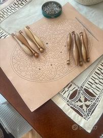 Fuselli per tombolo+ disegno+ uncinetto