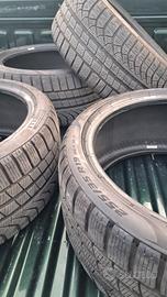 PIRELLI PZERO WINTER 255/35-19 96V 