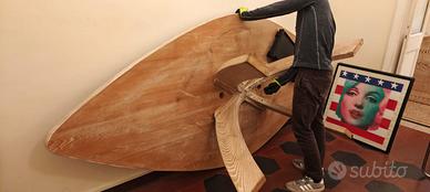 Tavolo romboidale in legno massello