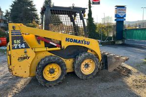 KOMATSU SK 714-2 anno 2008 ore 1800 targata