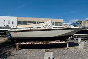 Boston Whaler Outrage 22 EFB Mercruiser 230cv EFI