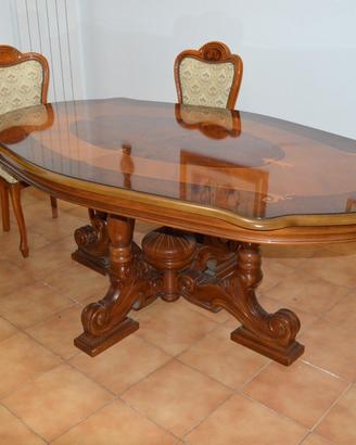 Tavolo da pranzo 