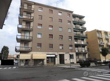 Immobile in asta di 97 m² con 3 locali e box auto 