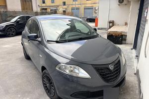 Lancia Ypsilon 3 serie elefantino