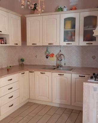 Cucina ante in legno