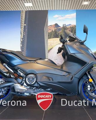 Yamaha T Max 560