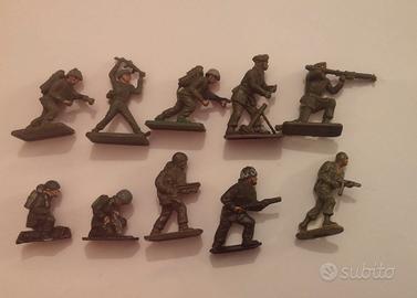 vecchi soldatini in plastica Crescent altri marchi