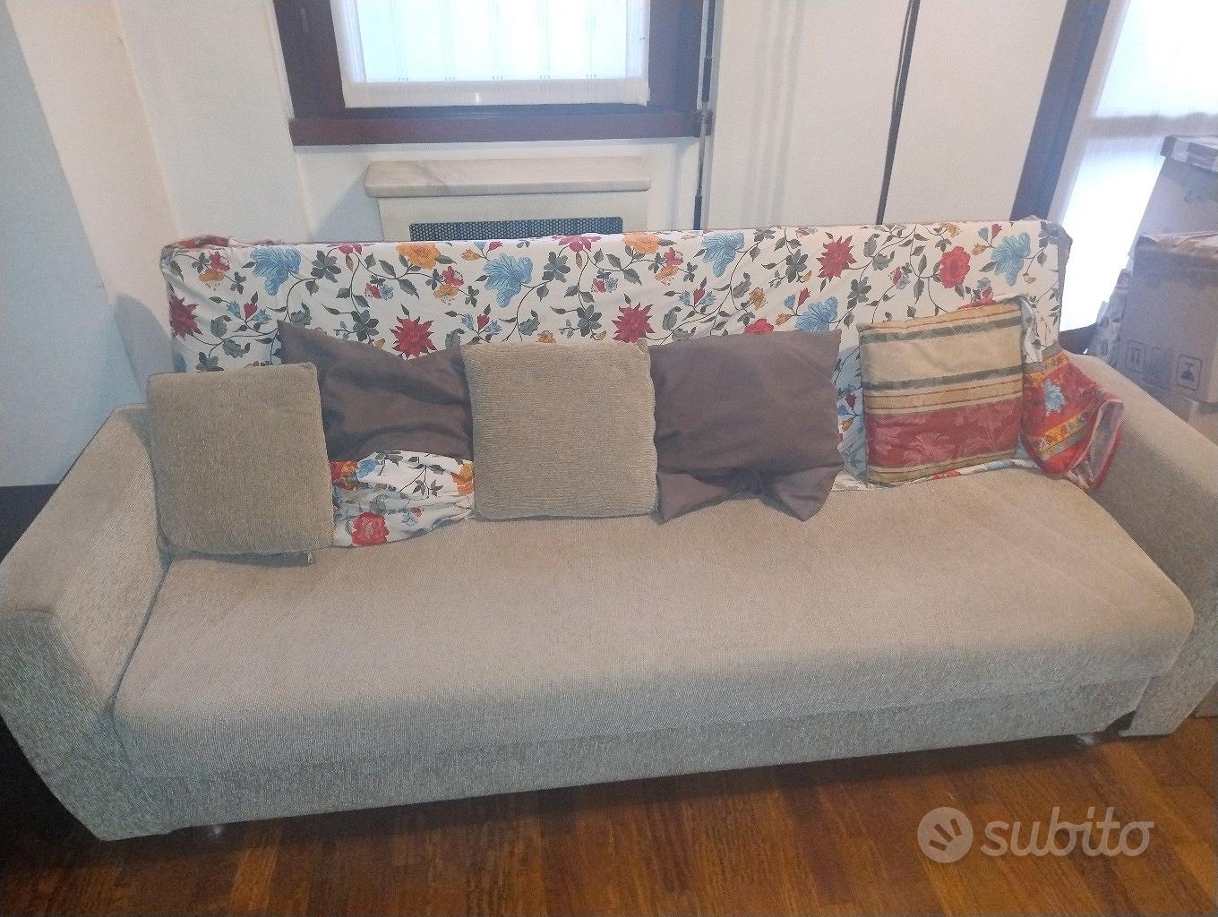 divano letto Arredamento e Casalinghi In vendita a Monza e della - Main Image