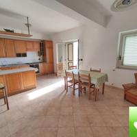 Appartamento Panoramico Con Giardino e Terrazzo