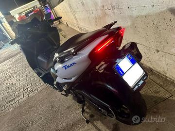 Yamaha tmax 560 (2021).