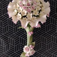 Bouquet Floreale in Capodimonte 