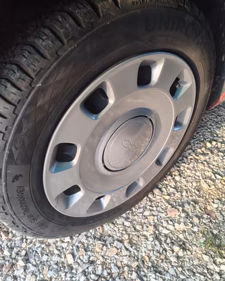 Cerchi in ferro e pneumatici FIAT 500 2023 175/65 