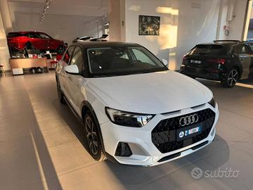 Audi A1 30 1.0 CITY CARVER tfsi Identity Contrast 