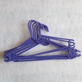 Set di 9 grucce appendiabiti viola