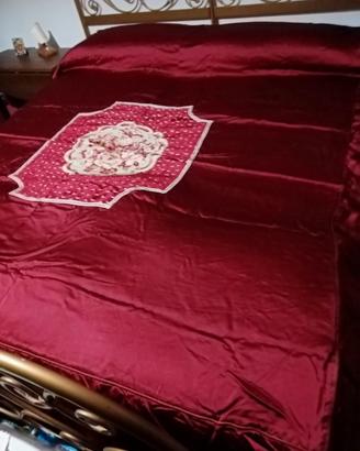 Copriletto matrimoniale in raso 