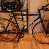 Bicicletta scatto fisso da corsa unieuro 