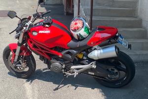 Monster 696+