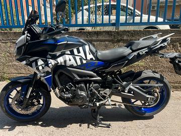 Yamaha tracer 900
